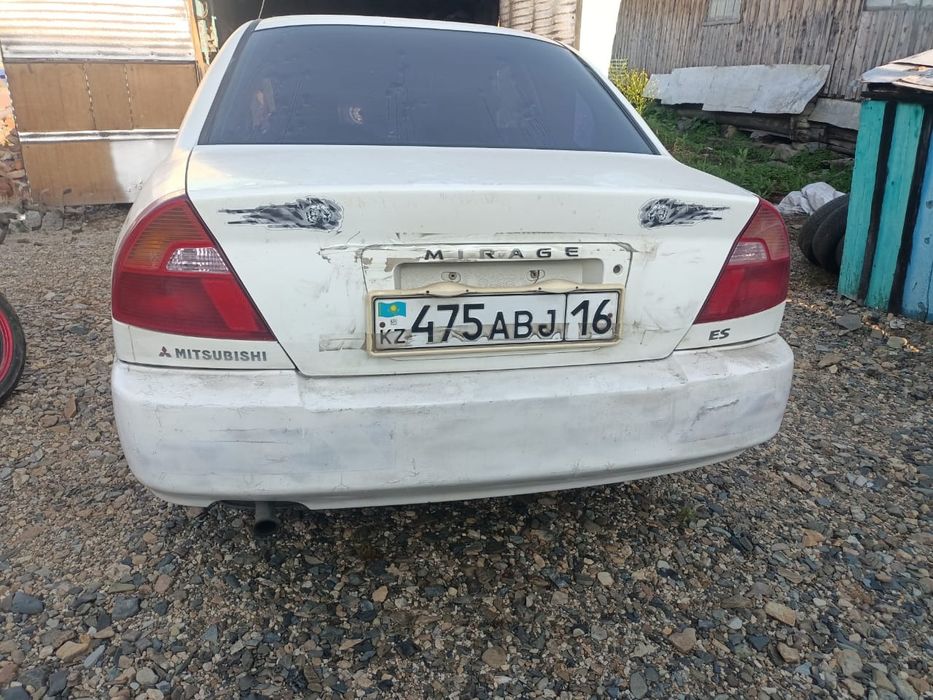 Продам машину митсубиси мираж