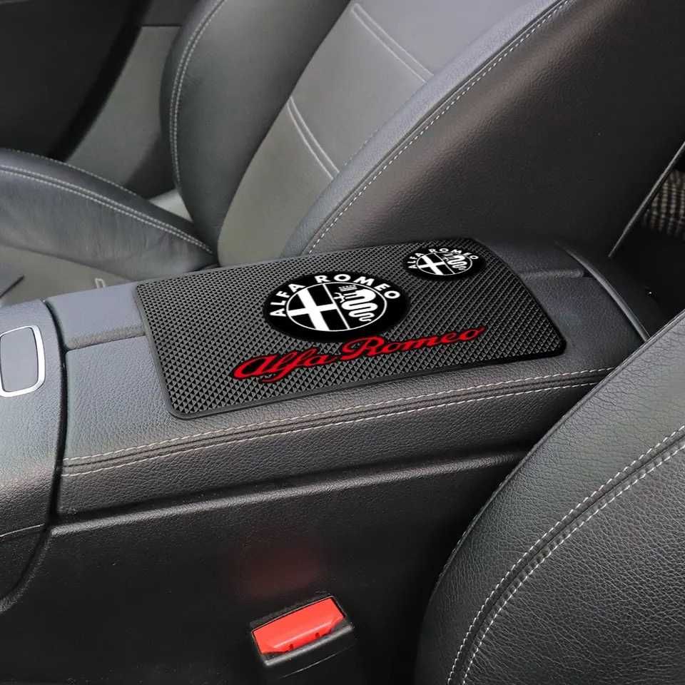 Pad bord ALFA ROMEO / Accesorii auto / Covoras