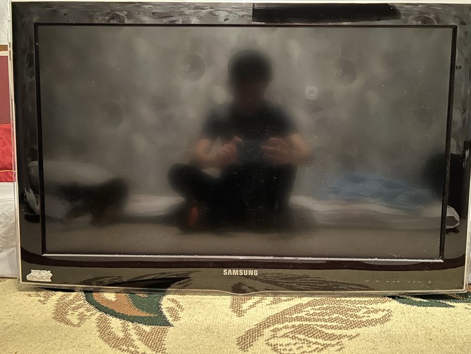 Продаю телевизор Samsung