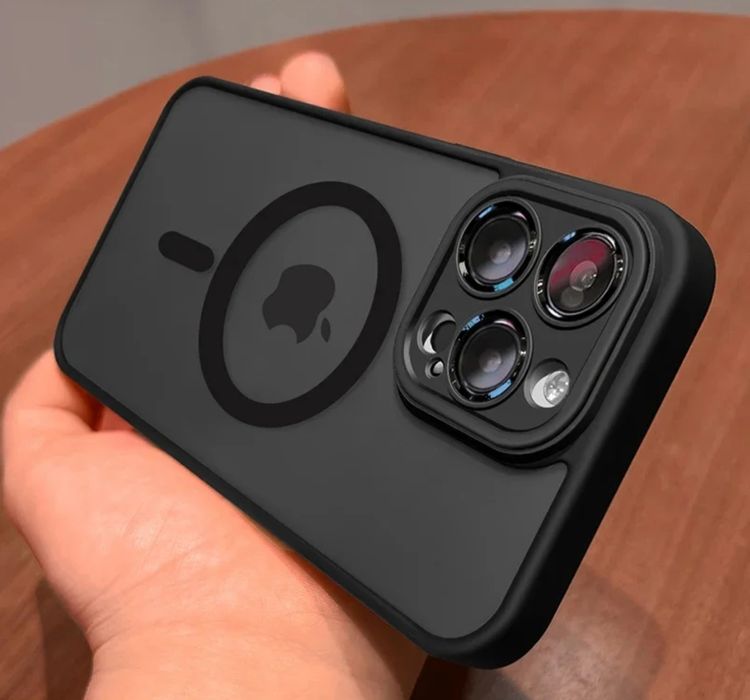 Huse Iphone 15 Pro si Pro Max