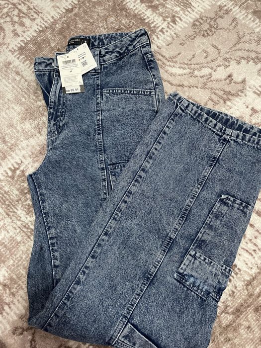 Дамски чисто нови дънки