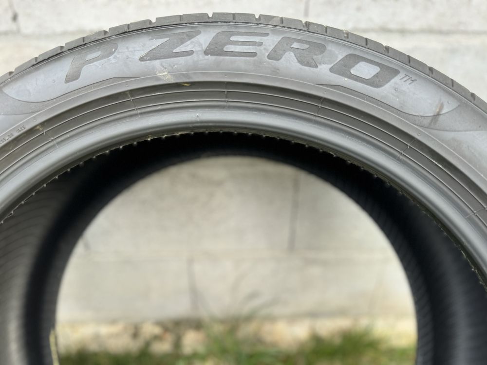 285/40 R 21 109 Y  Pirelli P ZERO AO1 ДОТ 10 22