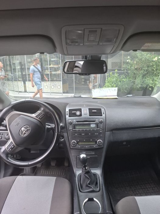Toyota Avensis full option