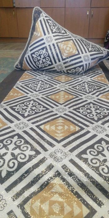 Қыз жасауы . Құрақ көрпе. Қой жүнінен көрпе.