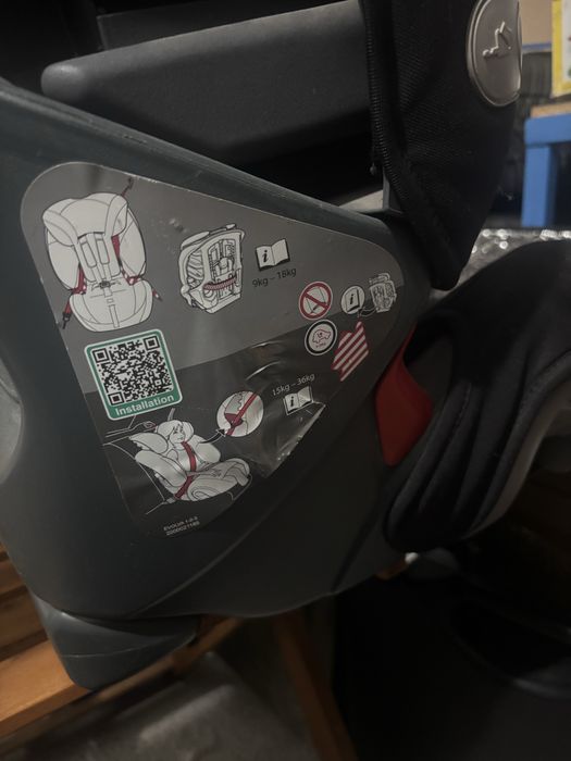 Детско столче за кола britax