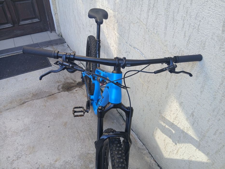 Full Suspension Canyon 29er an 2023
