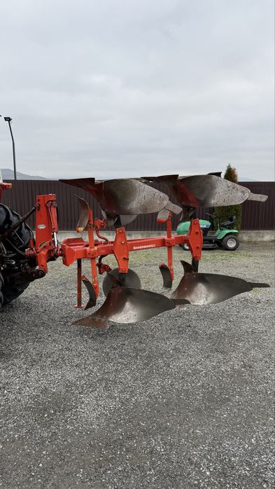 Plug reversibil doua trupițe