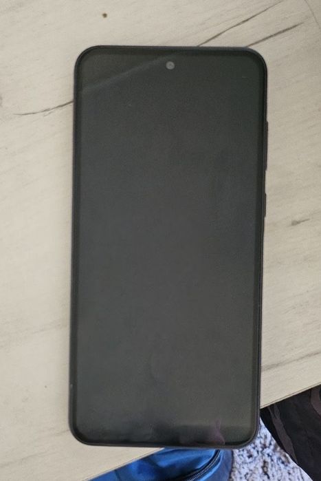 Продавам телефон  Самсунг А35  5G