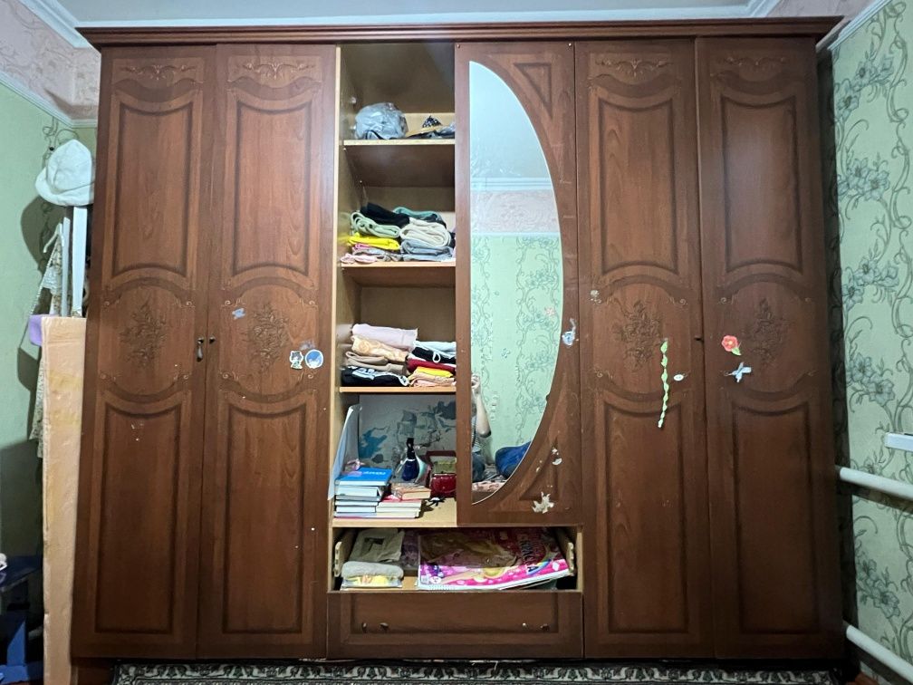 Продам шкаф для одежды