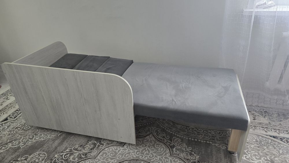 Продам раздвижной кресло