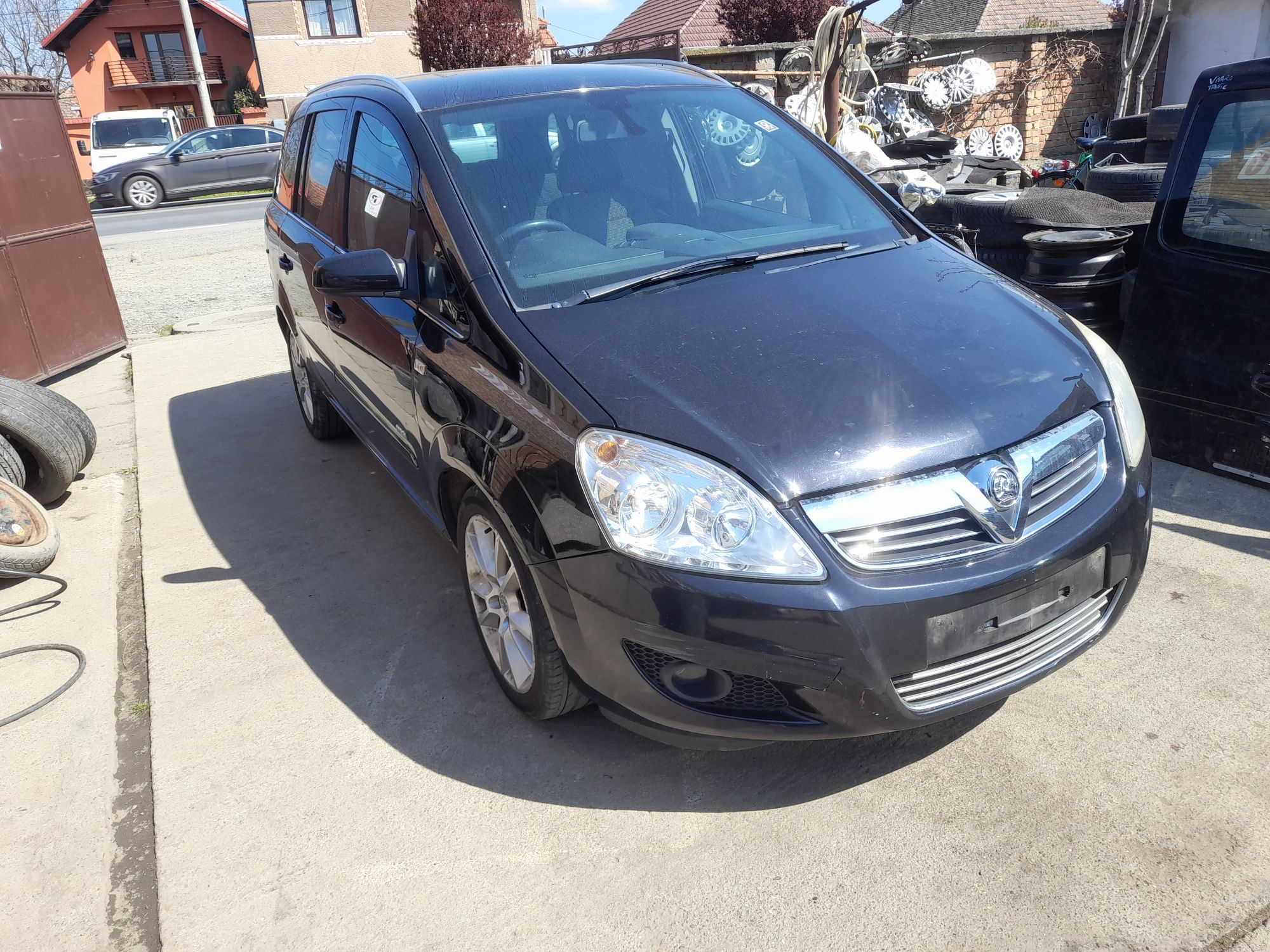 Capota Opel Zafira B Facelift