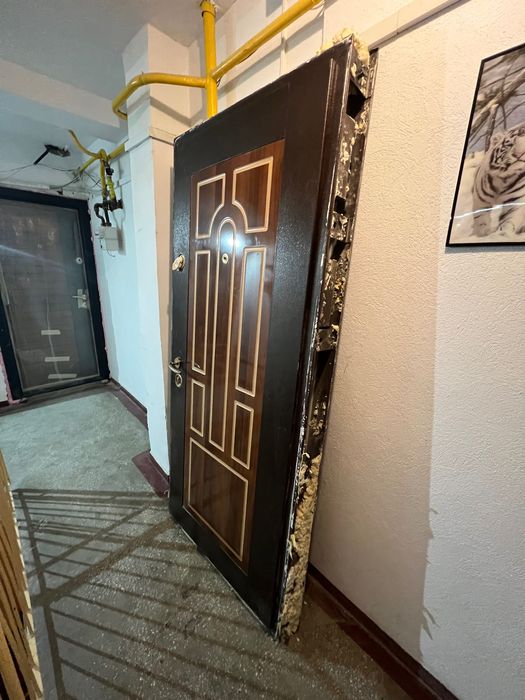 Ușă metalică apartament