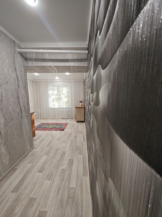 Продам 1 комн миниквартиру. 20 мкр.