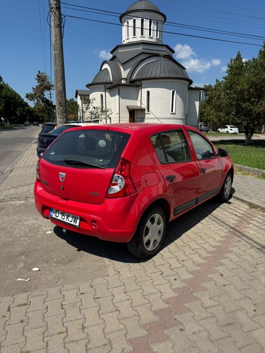 Vând Dacia Sandero 1.2  2009