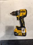Топ безчетков акумулаторен винтоверт Девалт Dewalt DCD800 + 5Ah