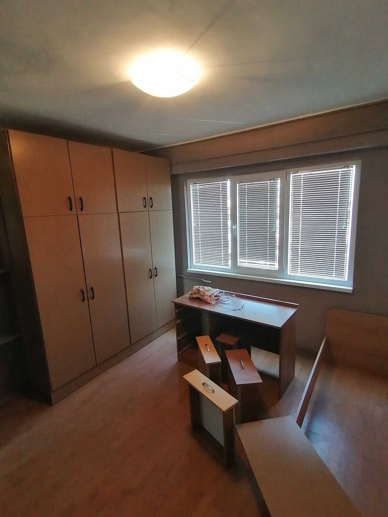 Дава се под наем Двустаен апартамент в Бургас, Славейков - 68 кв.м за 200 € - Снимка #5