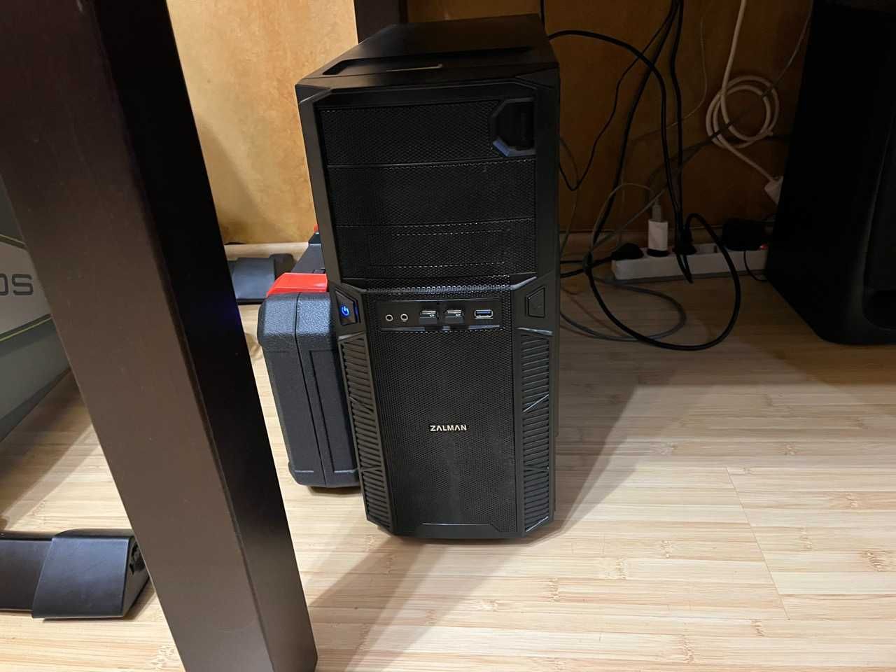 компютър PC. i5 8600 с подаръци