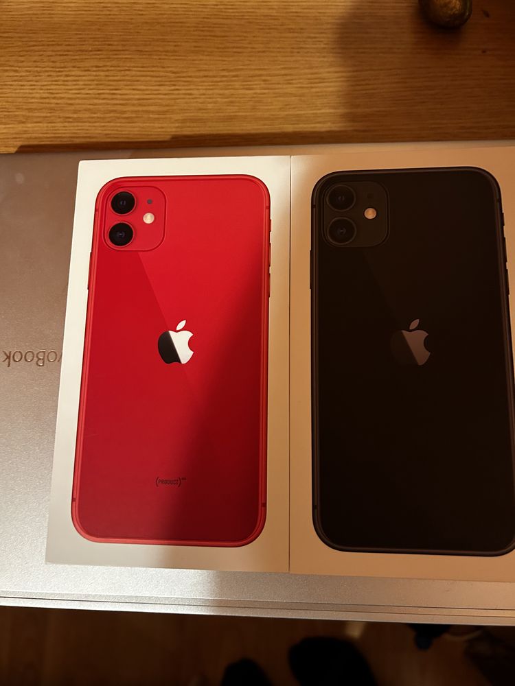 Cutii iPhone11 negru si rosu