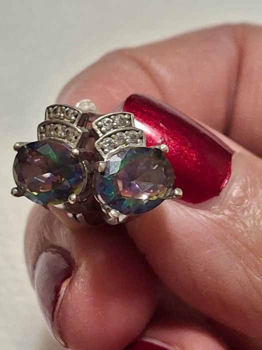 Сребърни обеци с перли и камъни