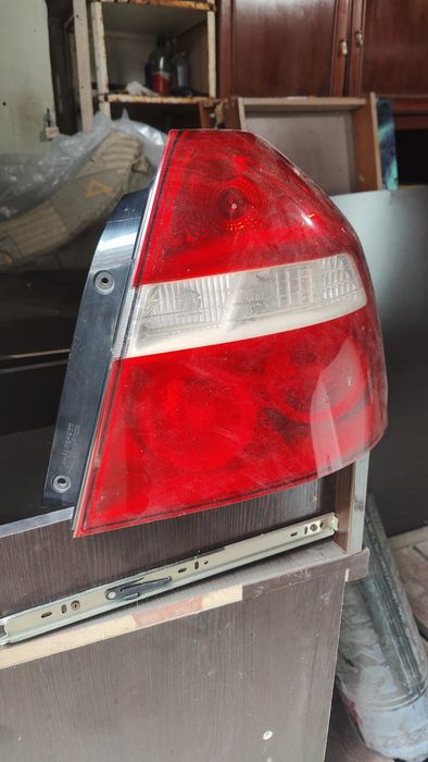 Задняя правая фара Нексия 3