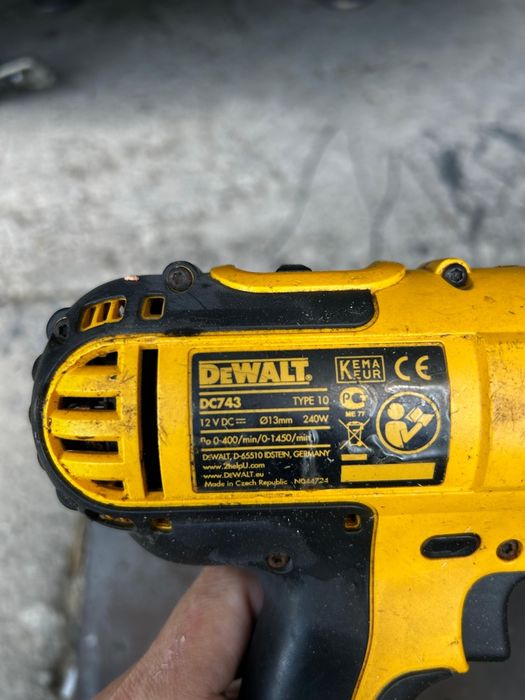 Винтоверт боди dewalt dc743