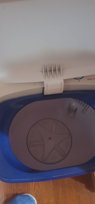 Стильная машинка полу автомат б/у