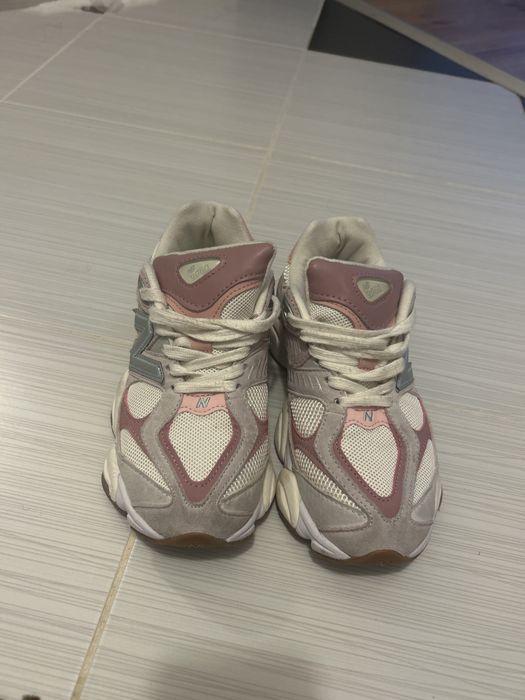 New Balance розови