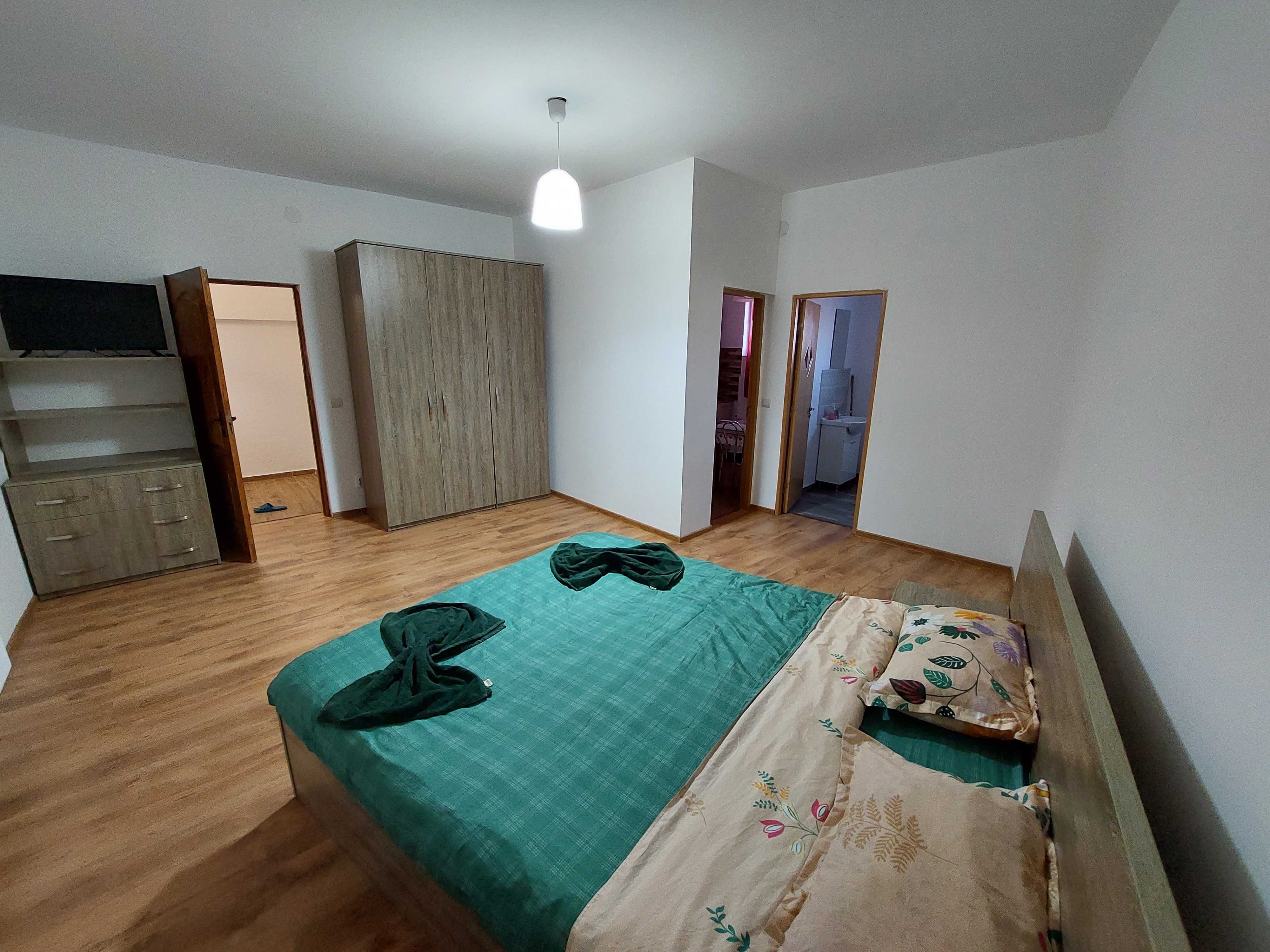 Apartamente in regim hotelier