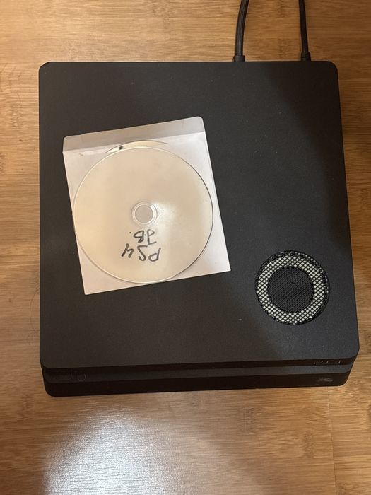 Ps4 slim 500GB modat