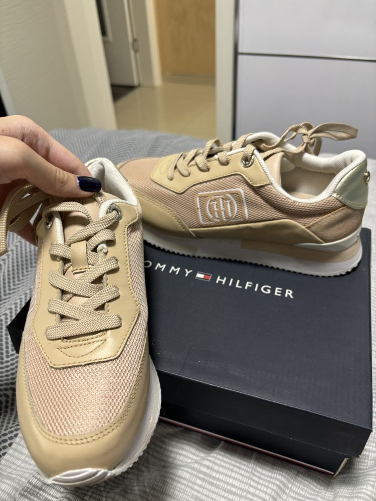 Маратонки Tommy Hilfiger