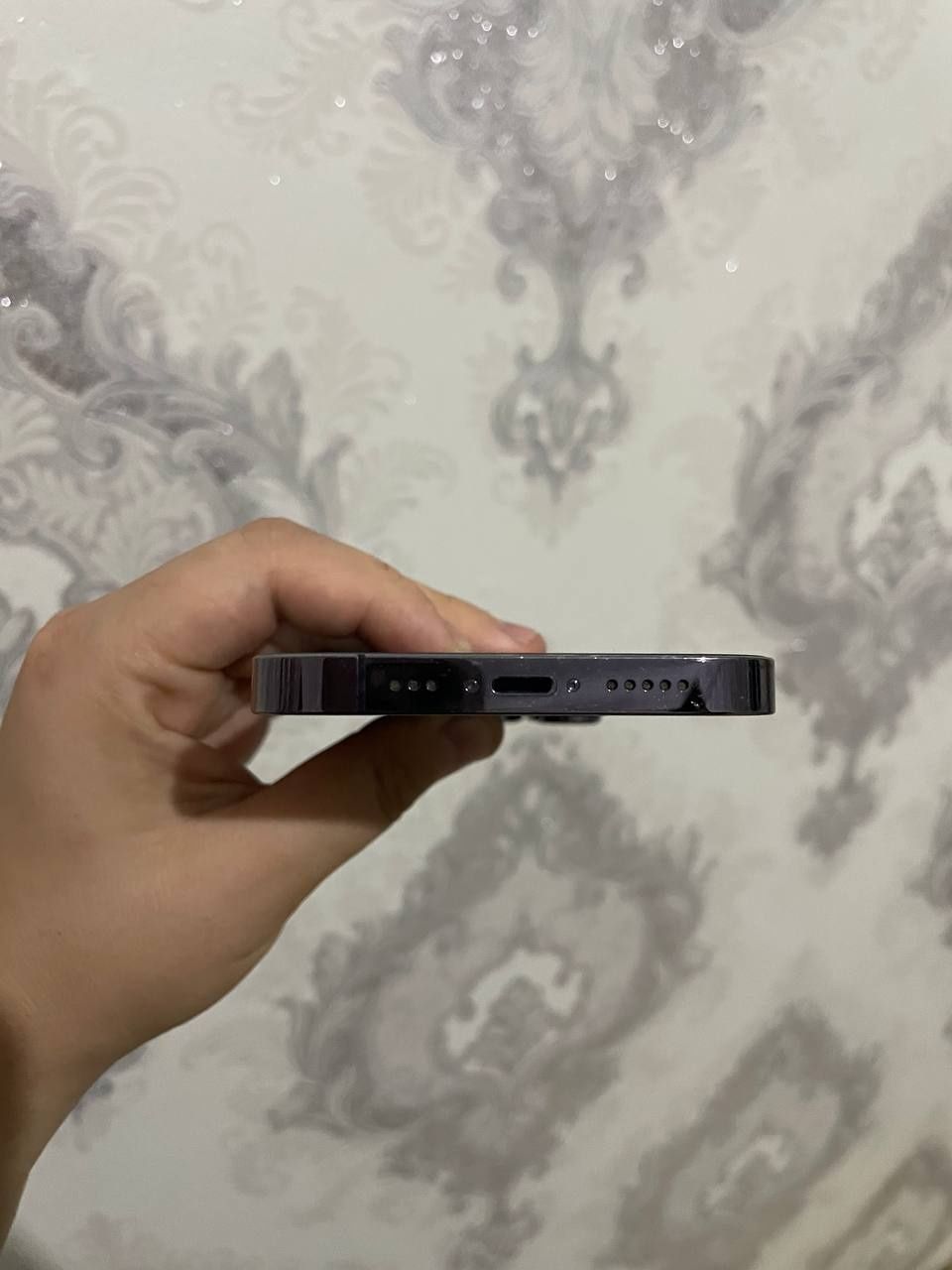 iPhone 14 pro LLA