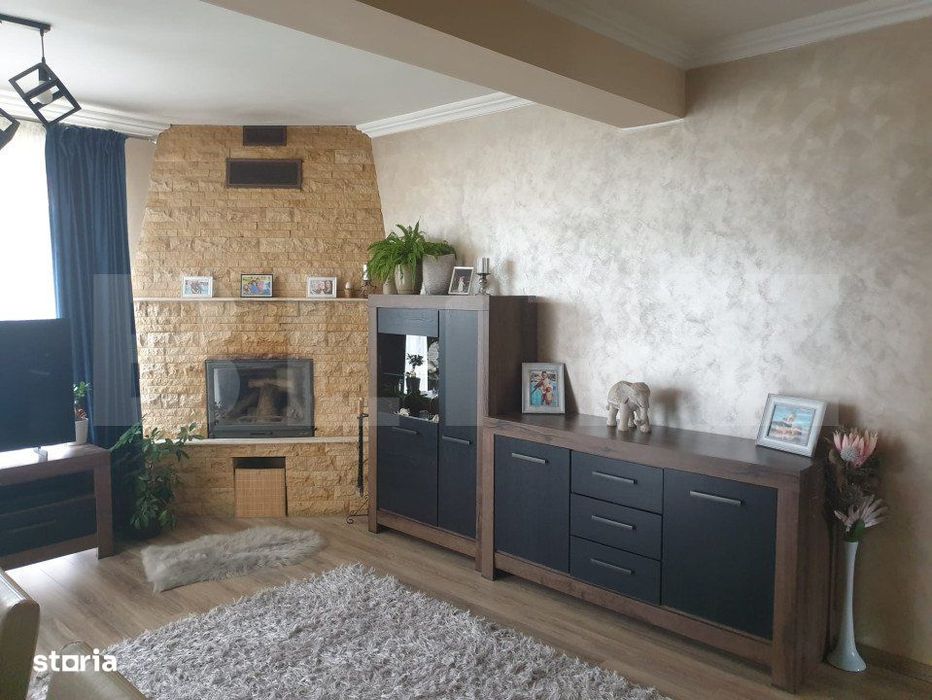 Casa cu 4 camere de vanzare in Gilau