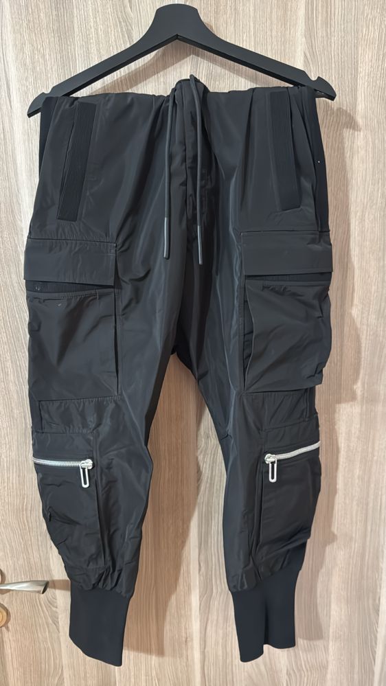 Карго панталон MADE BY SOCIETY/ Oversized cargo pants