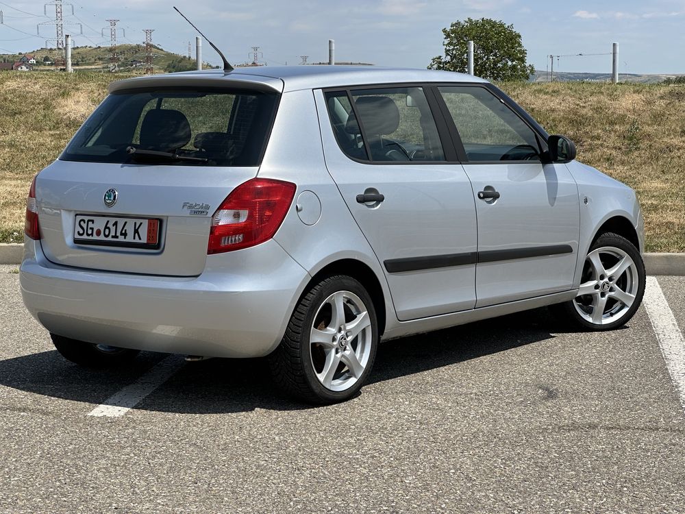 Fabia 2010 1.2 benzina