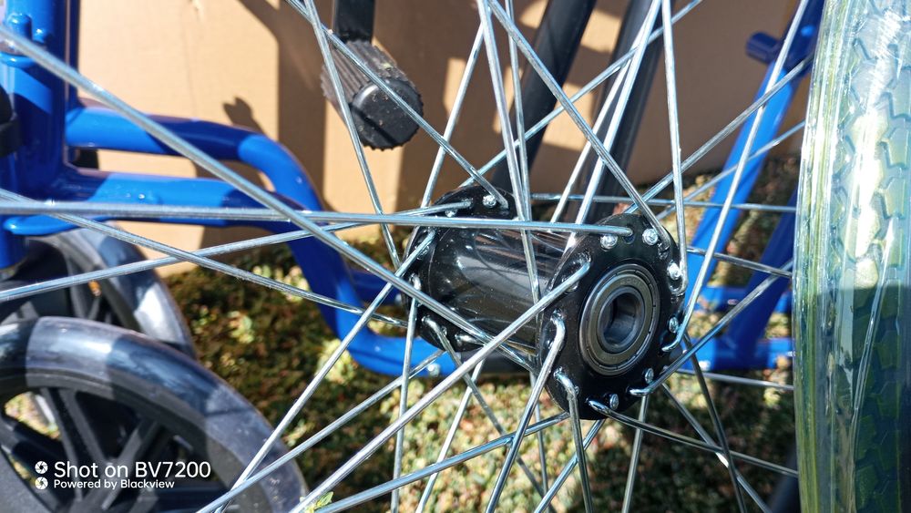 Инвалидное кресло