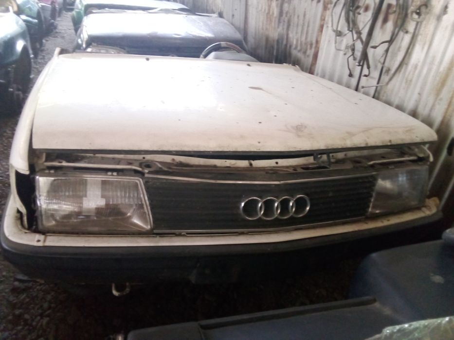 Ауди 100 С3 Селедка Переходка морда по запчастям