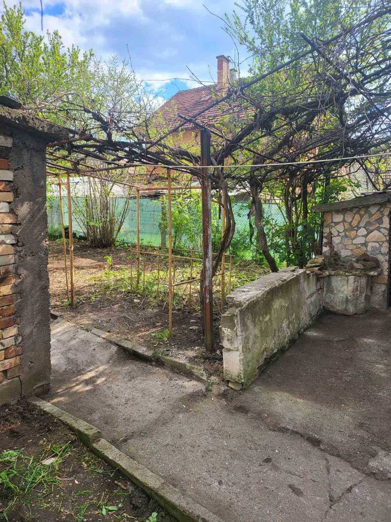 Продава се Къща в с. Драгичево, Област Перник - 120 кв.м за 742 €/кв.м - Снимка #3