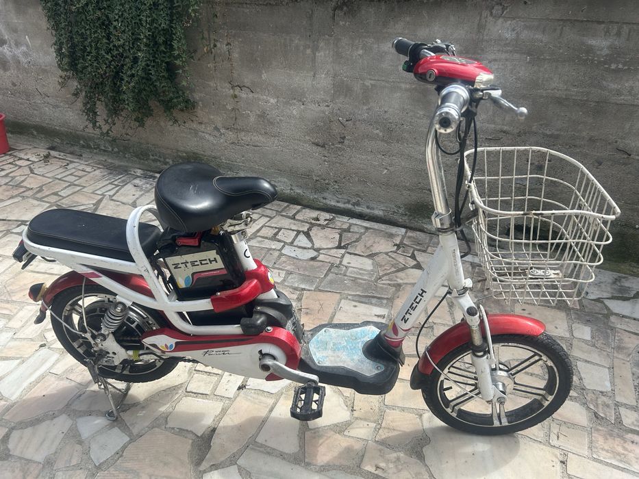 Scuter (bicicleta)electric