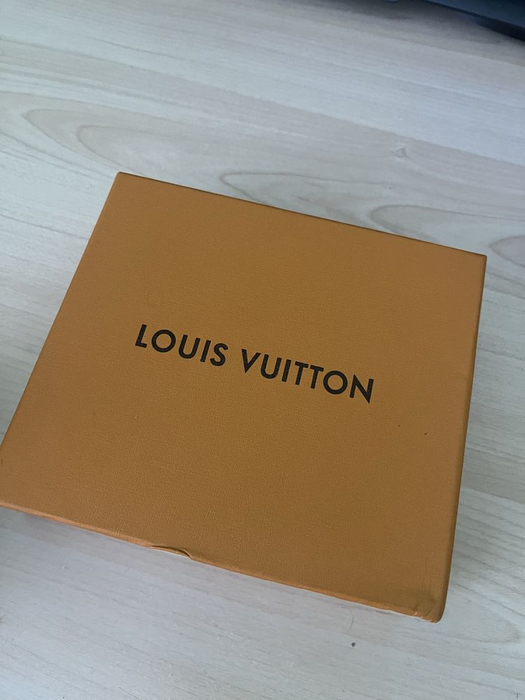 Louis Vuitton-Мъжки портфейл