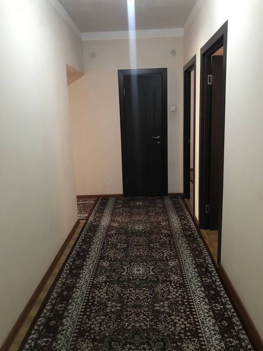 Bitta student bolaga kvartira bor