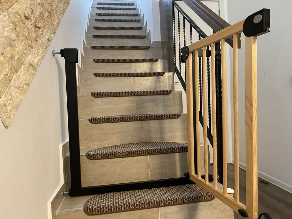 Poarta de siguranta pentru bebelusi