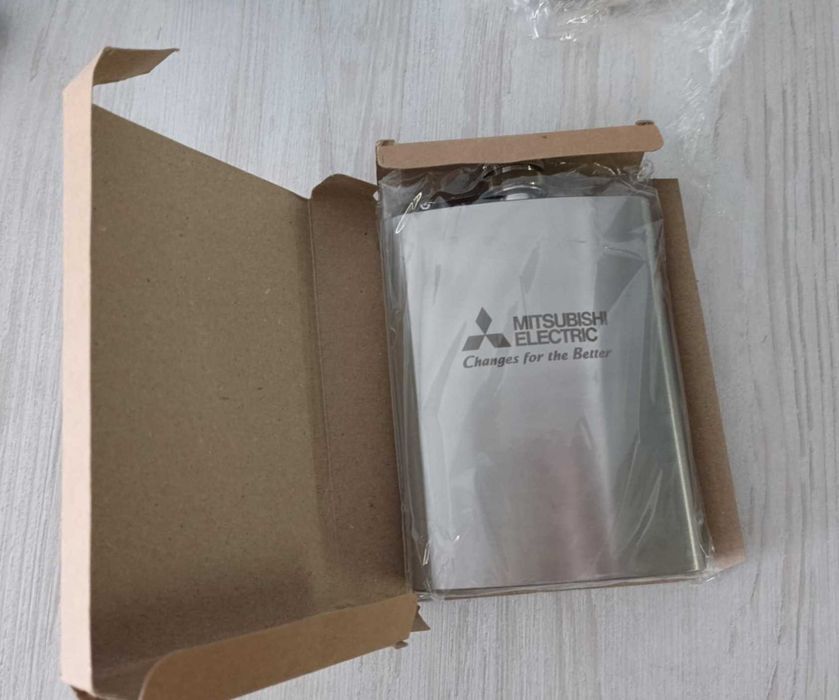 Манерка Mitsubishi