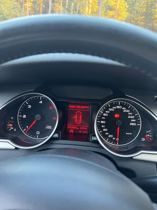 Vând Audi A5 stare impecabilă! Preț negociabil!