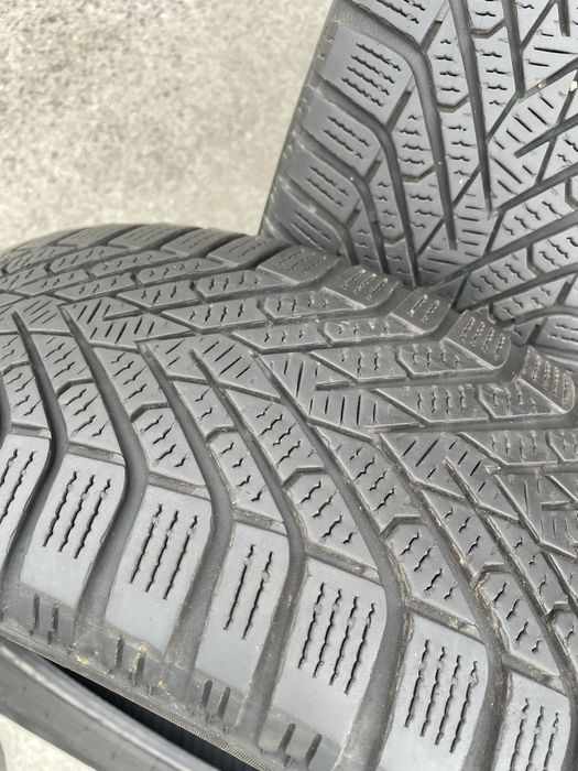 205/60/16 -2бр. Зимни гуми Pirelli