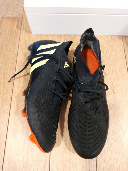 Ghete fotbal Adidas Predator 43
