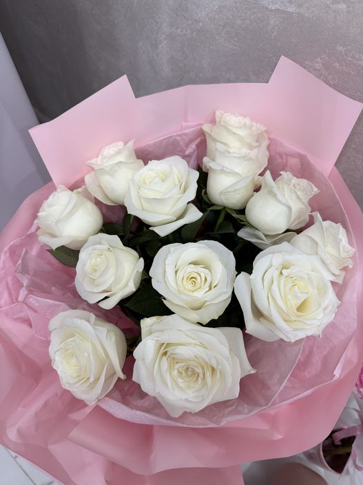 букет цветов очень свежие, получила сегодня