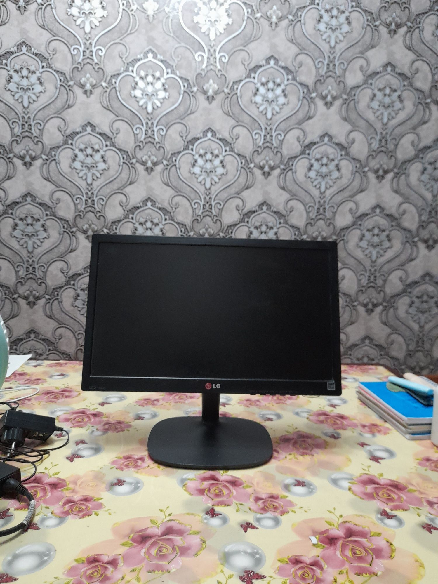 monitor sotiladi