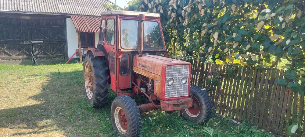 Tractor international