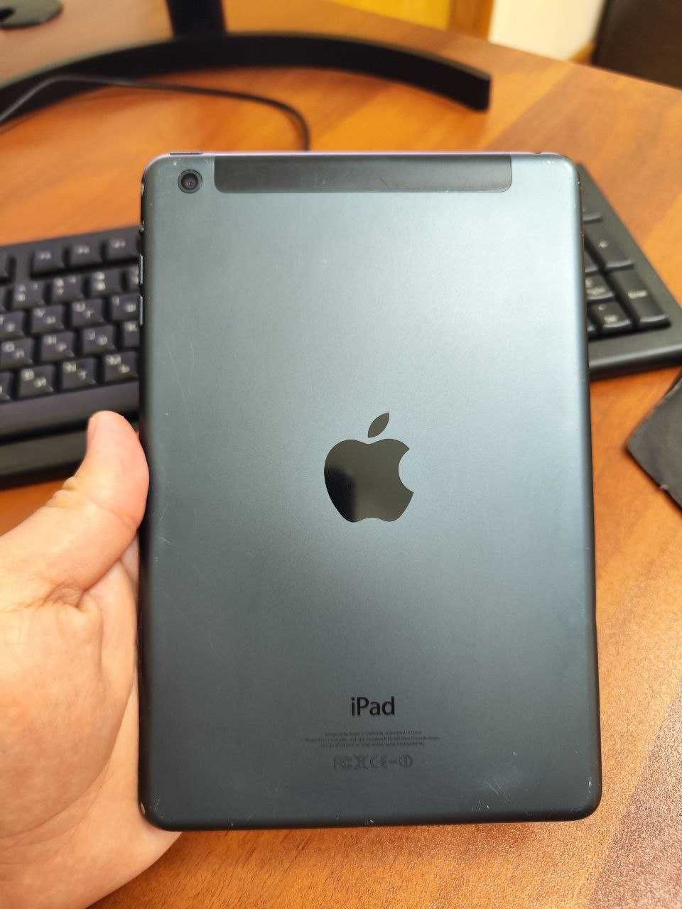 Продаю Apple iPad mini 1