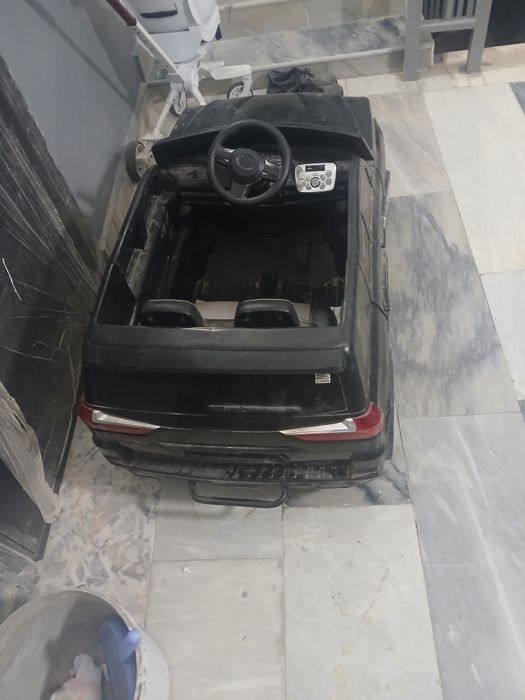 Ballarga Lexus Mashinasi Satiladi baxasi 1.2mil kelsimdi